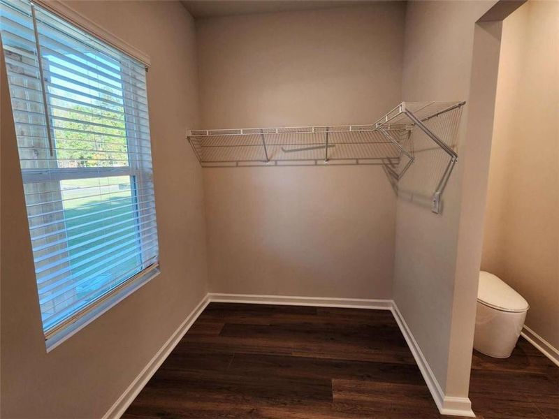 Spacious, unfurnished interior of a new home in The Woodlands Preserve, Jackson (Image 20).