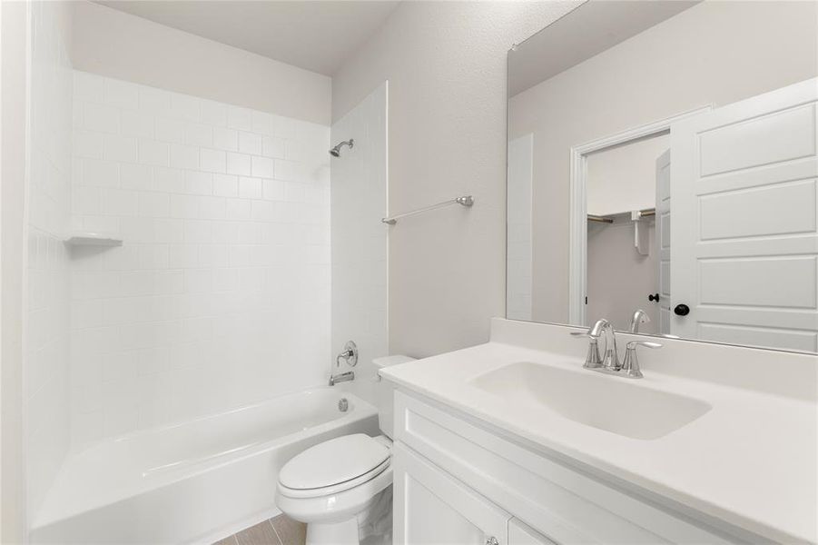 24. 3131 Fisher - 4TH Bath