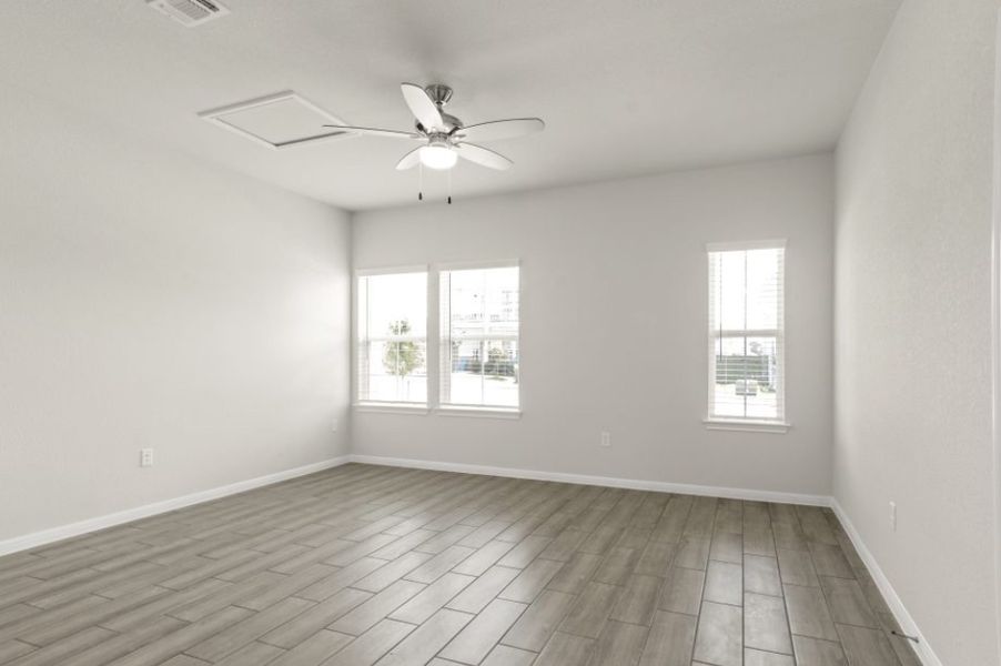 Spacious, unfurnished interior of a new home in Whisper Valley, Manor (Image 9).