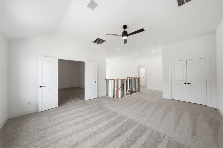 Spacious, unfurnished interior of a new home in Brookhollow West, Prosper (Image 35). Spacious, unfurnished interior of a new home in Brookhollow West, Prosper (Image 35).
