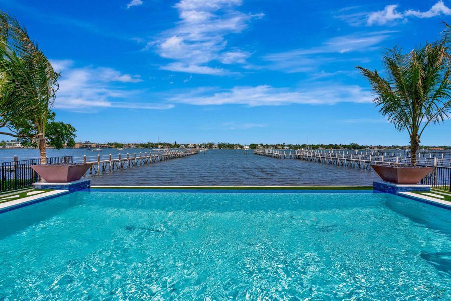Exterior details and patio area of a home in , Lantana (Image 36).