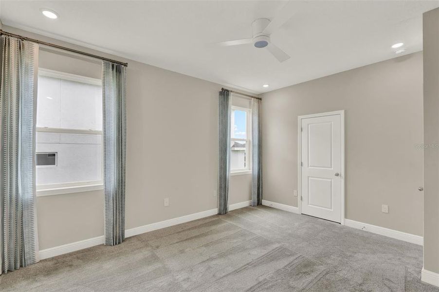 Spacious, unfurnished interior of a new home in Hills of Minneola, Minneola (Image 28). Spacious, unfurnished interior of a new home in Hills of Minneola, Minneola (Image 28).