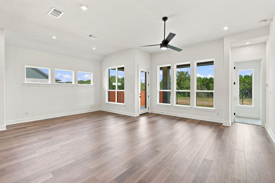 2,425sf New Home in Round Rock, TX.  - Slide 13