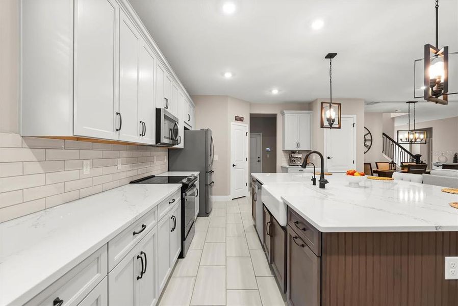 Furnished interior view inside a new home in Hills of Minneola, Minneola (Image 31).