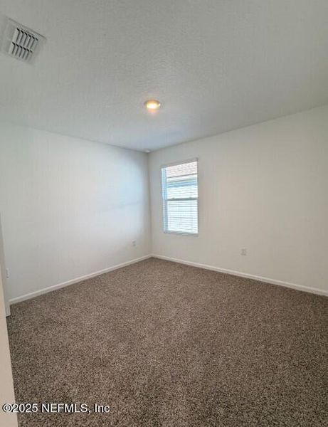 Spacious, unfurnished interior of a new home in Copes Landing, Jacksonville (Image 47).