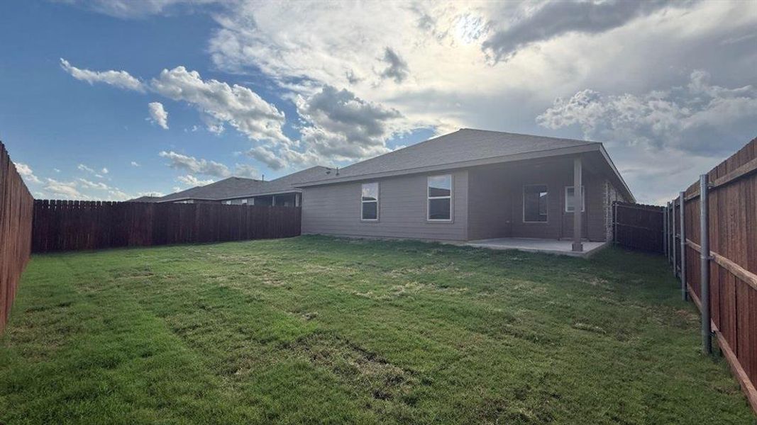 Exterior details and patio area of a home in Rosewood at Beltmill, Fort Worth (Image 2).
