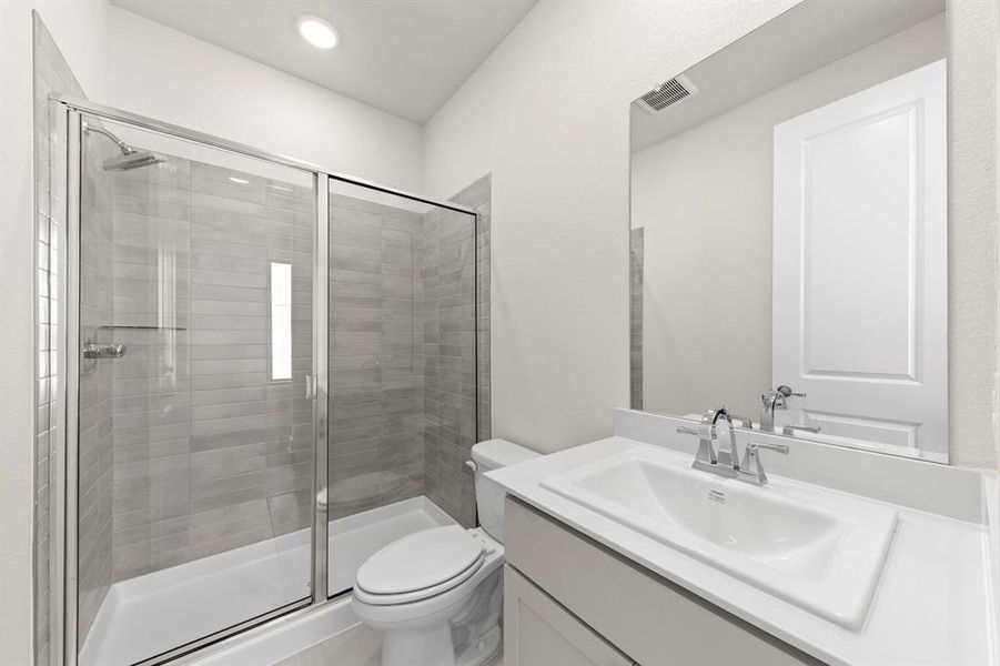 05. 1117 Amaryllis - 2ND Bath