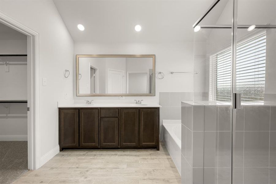 317 Comfort- Primary Suite-3