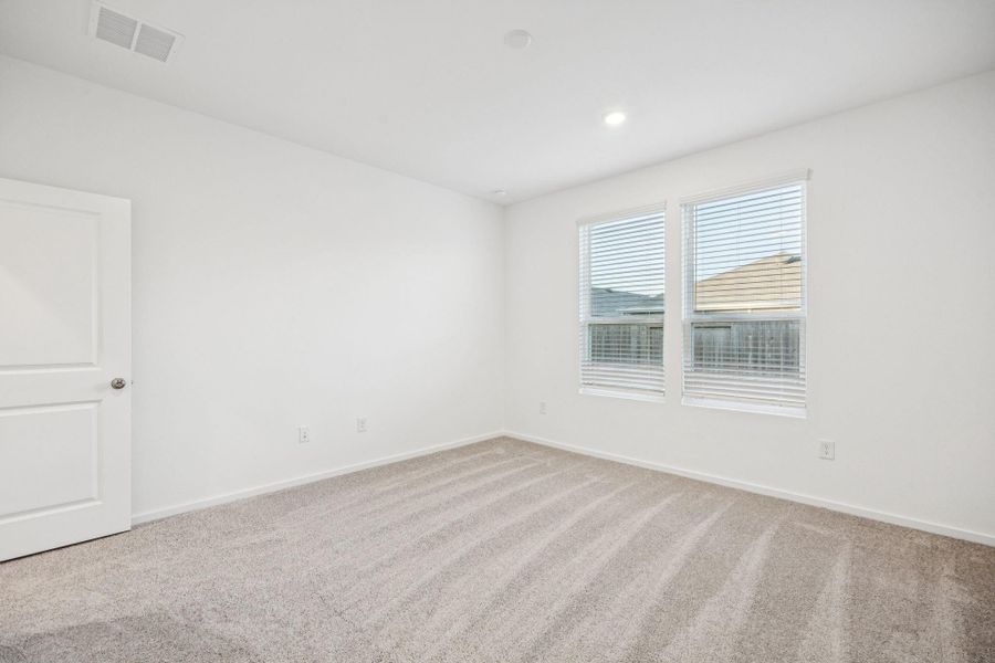 Spacious, unfurnished interior of a new home in Decker Farms, Magnolia (Image 23).