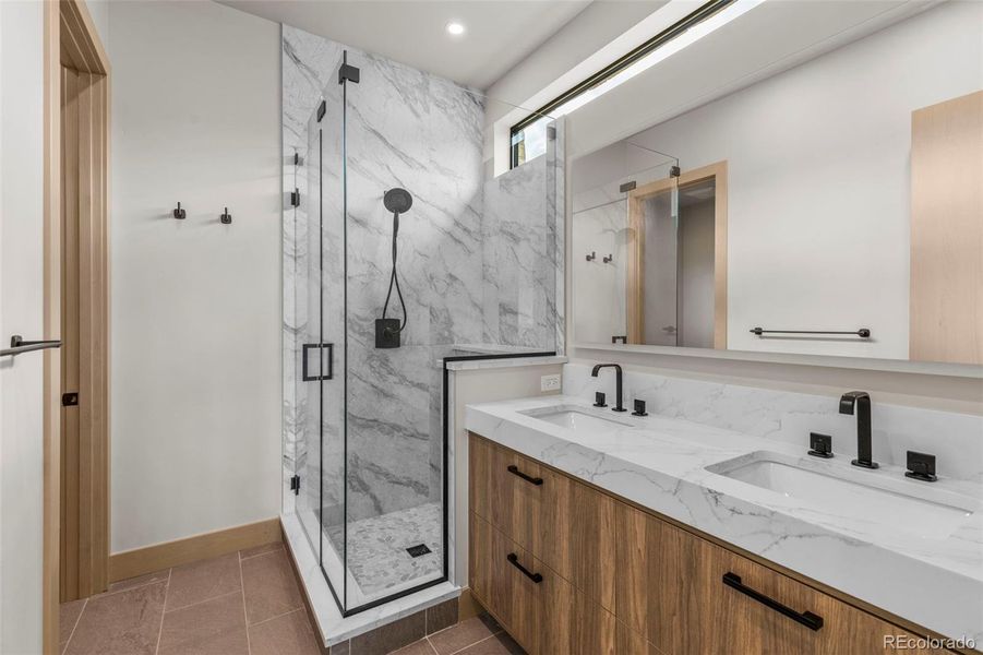 Furnished interior view inside a new home in , Breckenridge (Image 31).