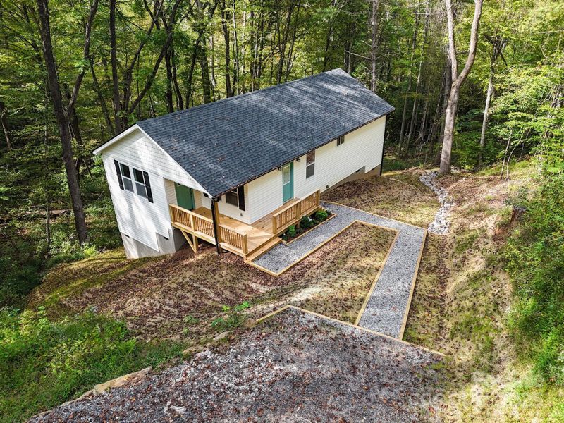 Image 34 of a home in .