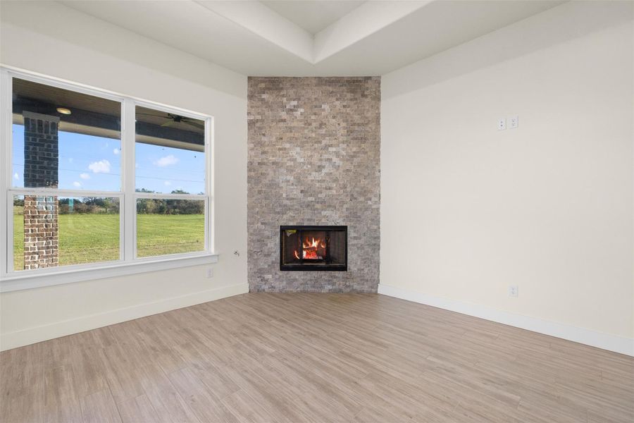 Spacious, unfurnished interior of a new home in , Iola (Image 31).