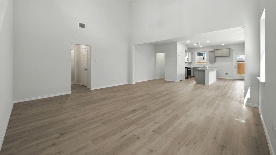 Representative unfurnished interior of a home built from the Stafford by D.R. Horton in Bel Air Village, Sherman (Image 10).