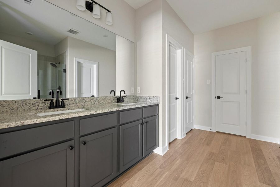 Furnished interior view inside a new home in Lago Mar, Texas City (Image 5). Furnished interior view inside a new home in Lago Mar, Texas City (Image 5).