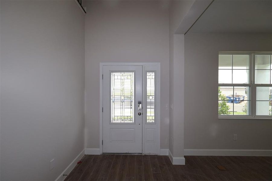 Spacious, unfurnished interior of a new home in Center Lake on the Park, St. Cloud (Image 4). Spacious, unfurnished interior of a new home in Center Lake on the Park, St. Cloud (Image 4).
