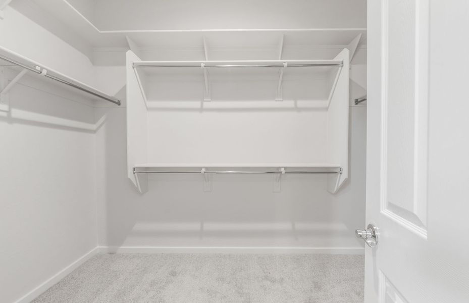 Spacious, unfurnished interior of a new home in Soleo, San Tan Valley (Image 21).