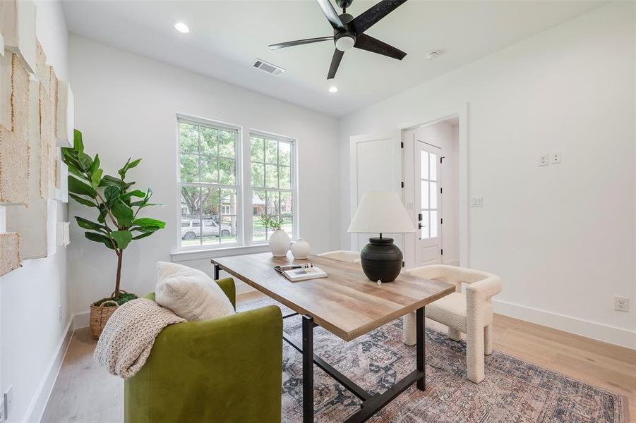 Furnished interior view inside a new home in , Dallas (Image 15).