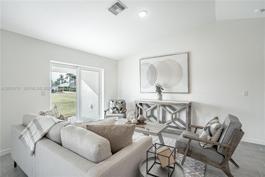 Furnished interior view inside a new home in , Cape Coral (Image 11).