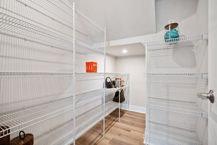 Spacious, unfurnished interior of a new home in Seven Oaks, Belmont (Image 19).