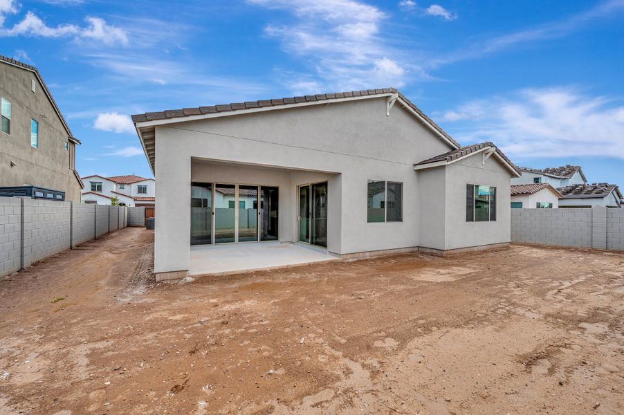 Exterior details and patio area of a home in Soleo, San Tan Valley (Image 22).
