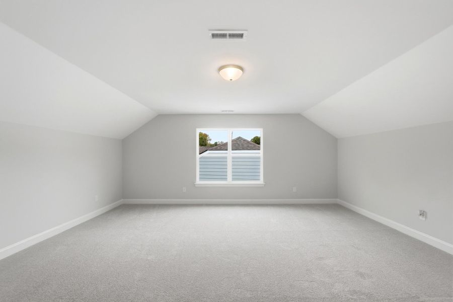 Spacious, unfurnished interior of a new home in Caldwell Forest, Charlotte (Image 28).