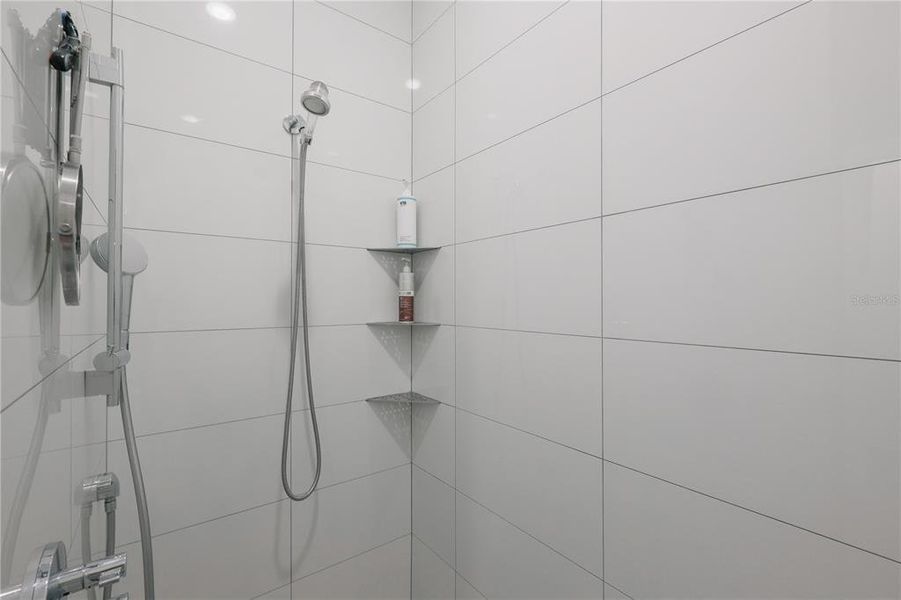 Close-up of interior finishes inside a home in , Port Charlotte (Image 19).