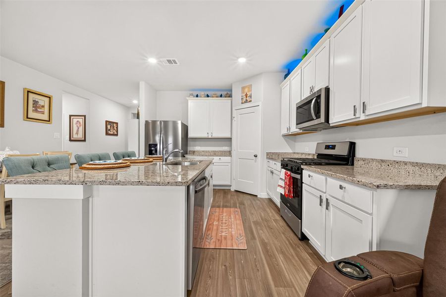 Furnished interior view inside a new home in Lexington Heights, Willis (Image 15).