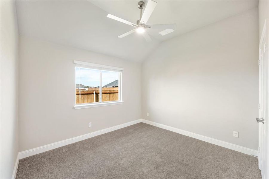 Spacious, unfurnished interior of a new home in Sonoma Verde, McLendon-Chisholm (Image 20).