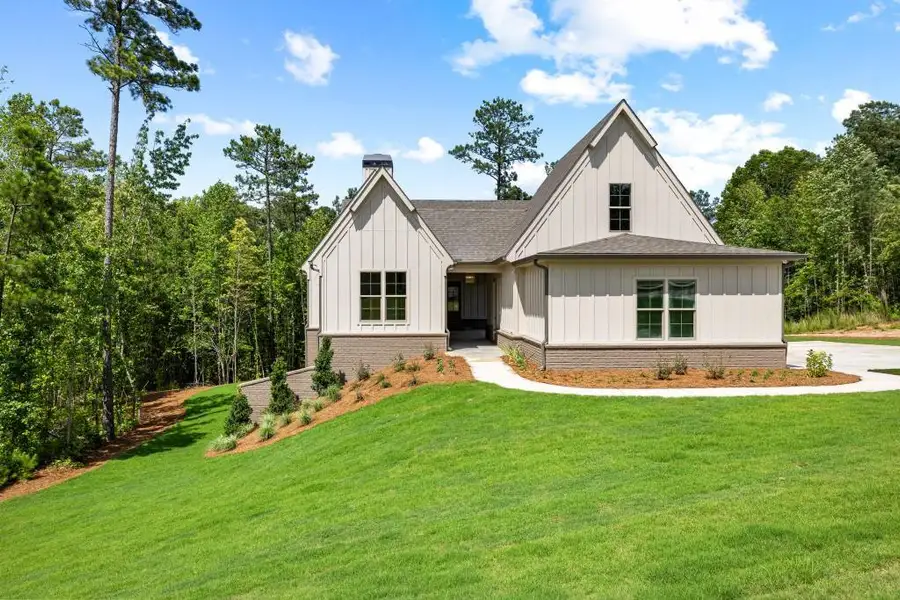 Front exterior of a new home in , Newnan, GA, highlighting curb appeal (Image 23).