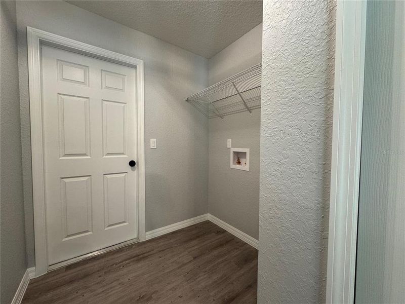 Spacious, unfurnished interior of a new home in , Ocala (Image 21).