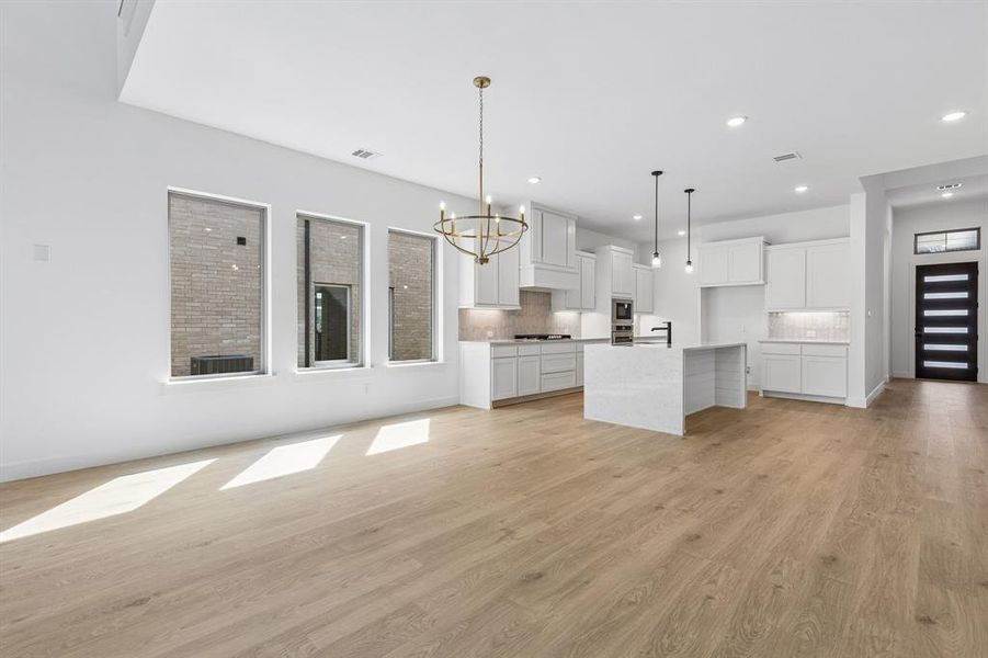 Whether it's grand dinner parties or cozy family meals, this dining room is perfect for any occasion!