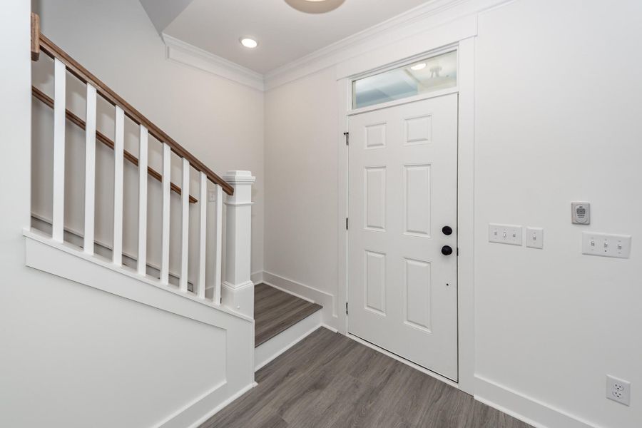 Spacious, unfurnished interior of a new home in , North Charleston (Image 16).