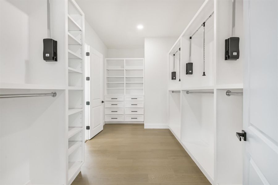 Image 42 of a home in .