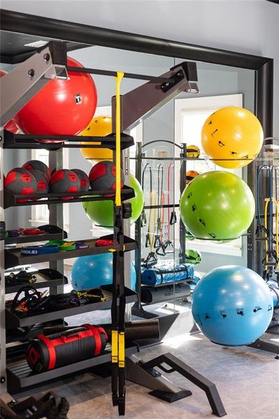 Community amenities in Soleil Belmont Park, Canton (Image 31).