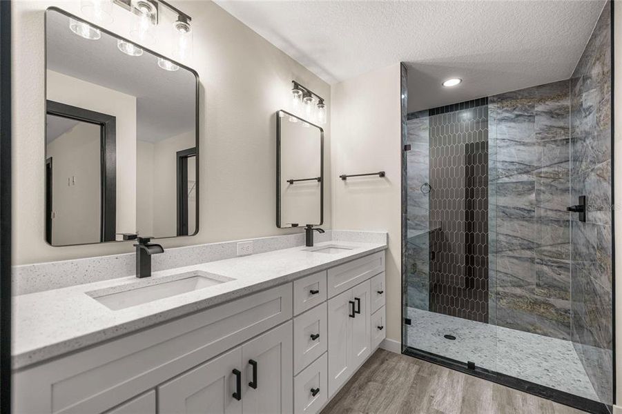 Furnished interior view inside a new home in , Ocala (Image 9).