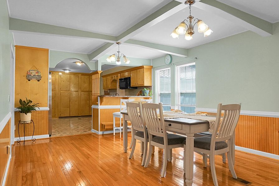 Furnished interior view inside a new home in , Bonneau (Image 65).