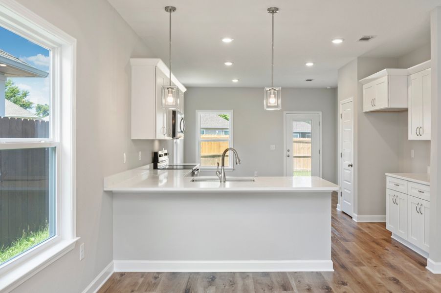 Representative furnished interior of a home built from the Austin by CJL Homes in Longview Estates, Crestview (Image 3).