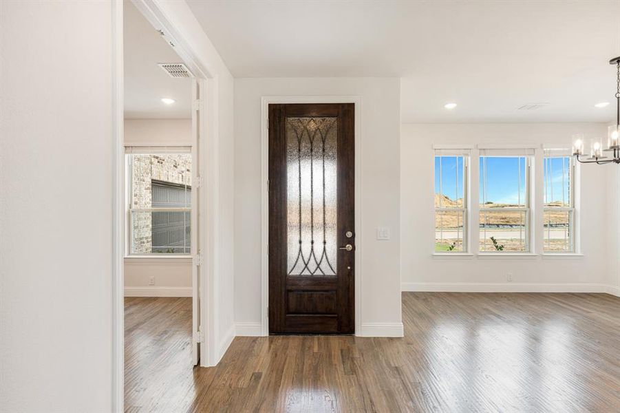 Spacious, unfurnished interior of a new home in Wildflower Ranch 60-65, Fort Worth (Image 36). Spacious, unfurnished interior of a new home in Wildflower Ranch 60-65, Fort Worth (Image 36).