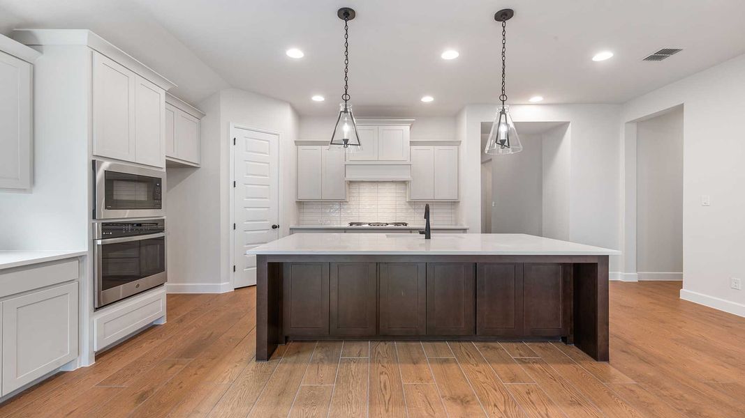 Furnished interior view inside a new home in Cambridge Crossing, Celina (Image 108).