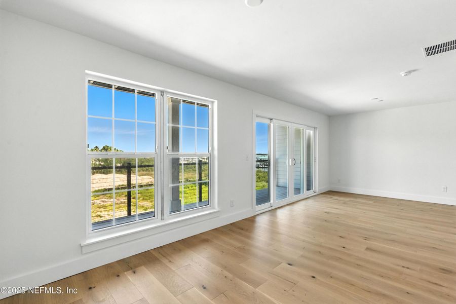 Spacious, unfurnished interior of a new home in , St. Augustine (Image 17).