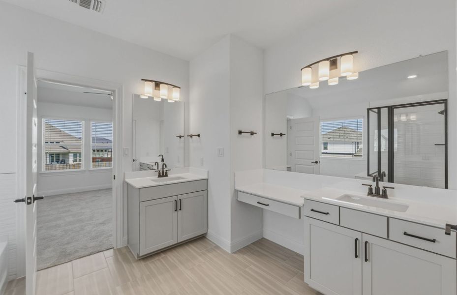 Representative furnished interior of a home built from the Saddlebrook by Pulte Homes in Santa Rita Ranch, Liberty Hill (Image 8).