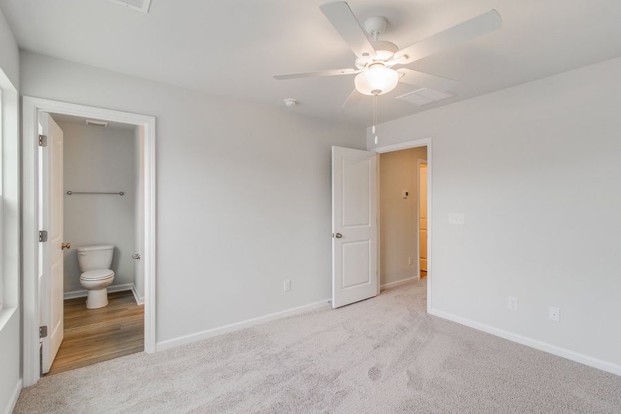 Spacious, unfurnished interior of a new home in Haynes Park, Columbia (Image 21).