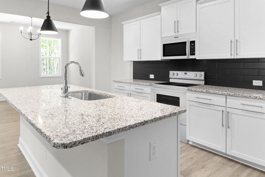 117_godwin_court_kitchen_6 (1)