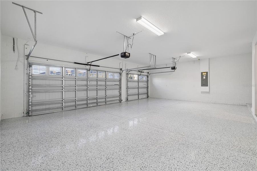 Spacious, unfurnished interior of a new home in , Winter Garden (Image 25). Spacious, unfurnished interior of a new home in , Winter Garden (Image 25).