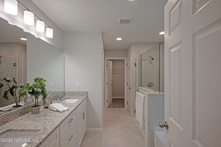 Furnished interior view inside a new home in , Jacksonville (Image 34).