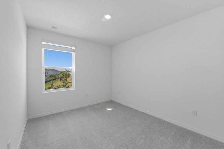 Spacious, unfurnished interior of a new home in Vinterra Townhomes, Nokomis (Image 9).