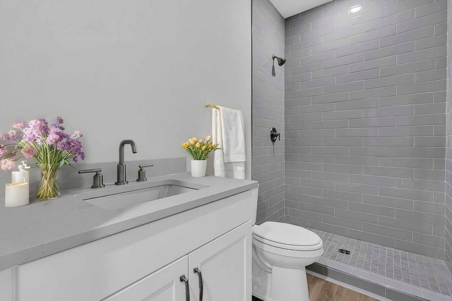 Image 20 of a home in Hidden Ponds Reserve.