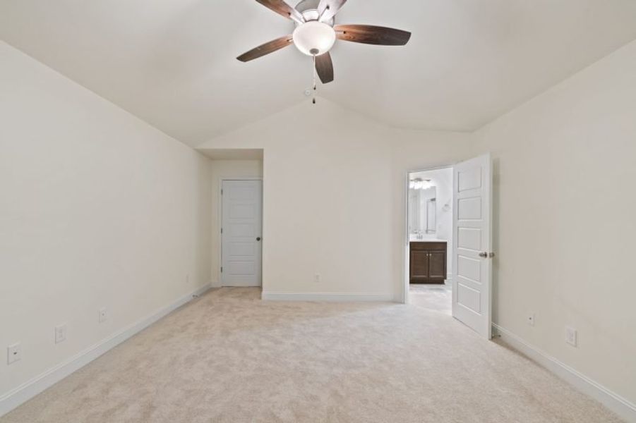 Spacious, unfurnished interior of a new home in Miller's Reserve, Greensboro (Image 31). Spacious, unfurnished interior of a new home in Miller's Reserve, Greensboro (Image 31).