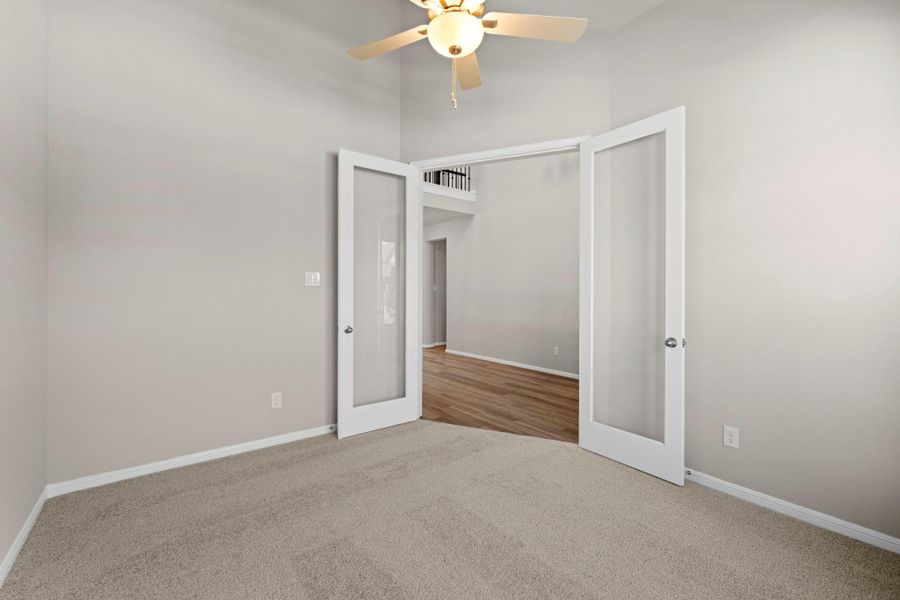 Spacious, unfurnished interior of a new home in The Meadows at Imperial Oaks 60', Conroe (Image 17).