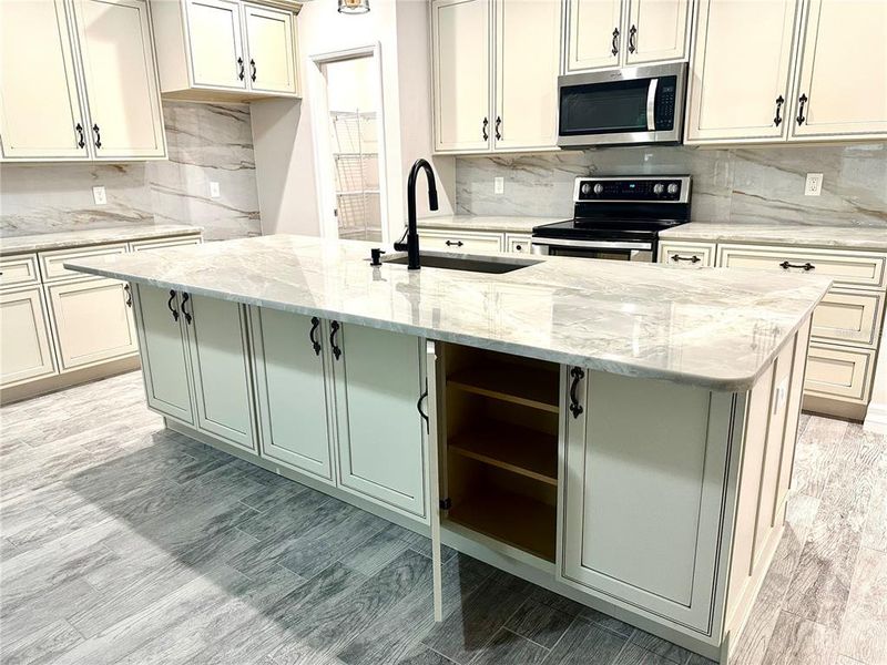 Kitchen Island - Cabinets with extra storage